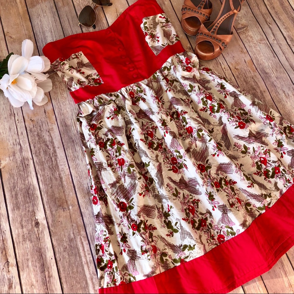 Kimchi Blue {Urban Outfitters} Strapless A-Line - Picture 3 of 7